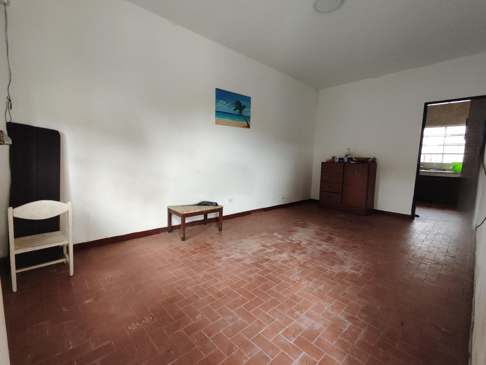 FOR SALE - House / Penthouse on the street corner with a patio - Bella Vista neighborhood, Rosario - QUALIFIES FOR A LOAN.