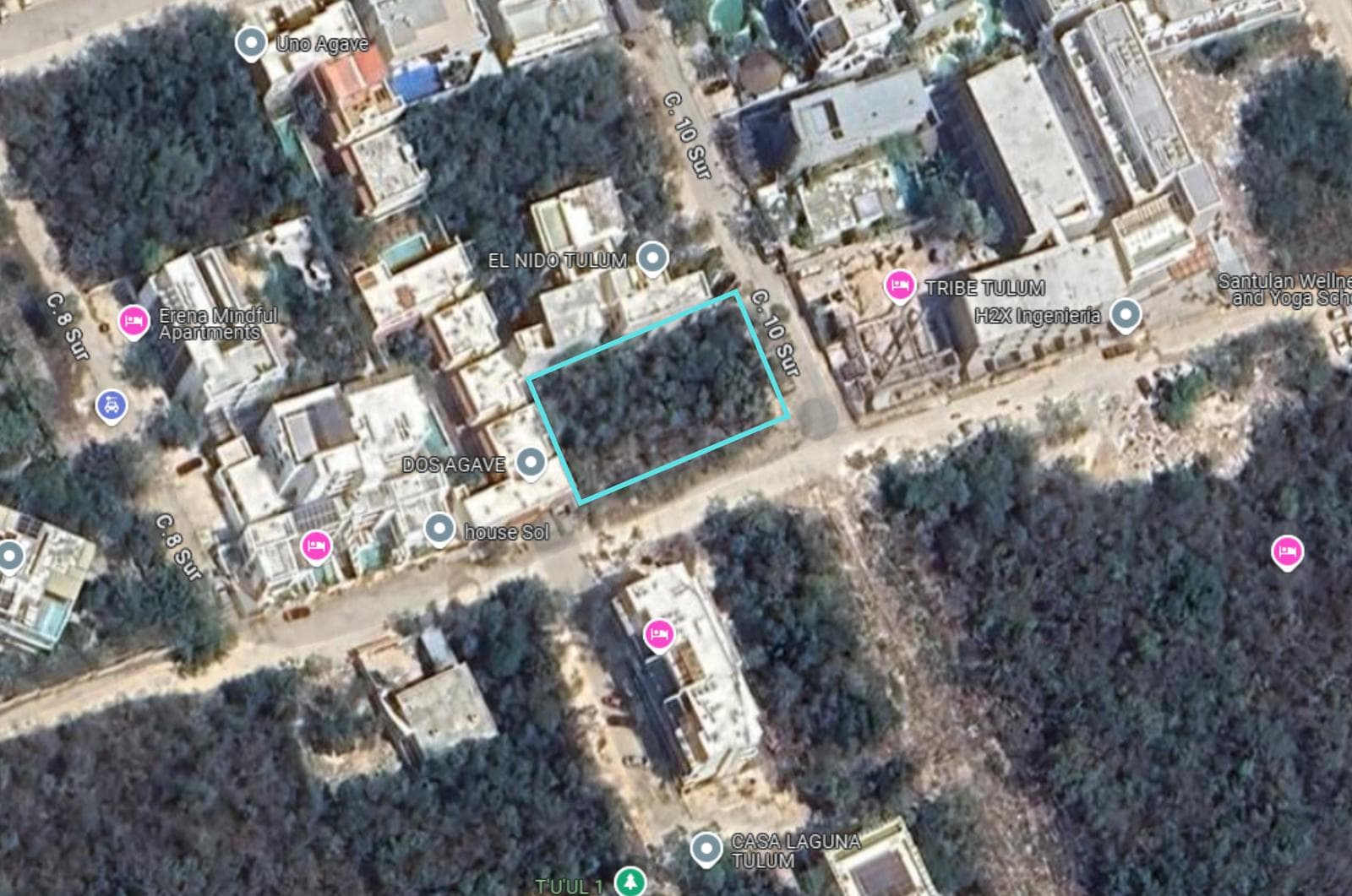 Land for Sale in La Veleta, Tulum - Corner lot, ideal for investment