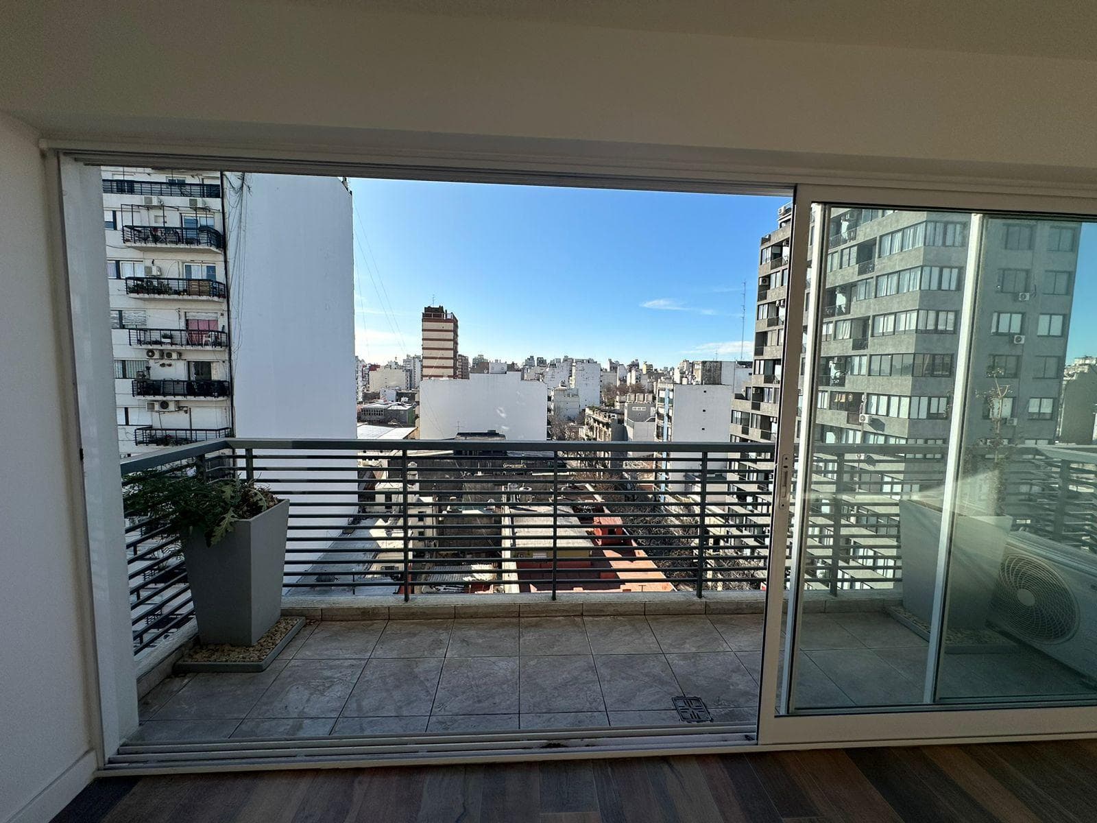 FOR SALE: BRAND-NEW 4-ROOM APARTMENT WITH BALCONY IN SAN CRISTOBAL