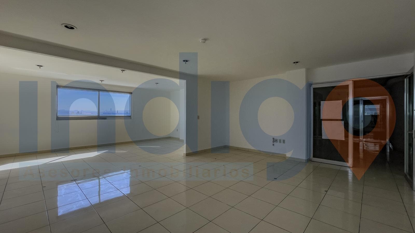 Office Space for Rent at Plaza Jardines in Jardines de la Hacienda