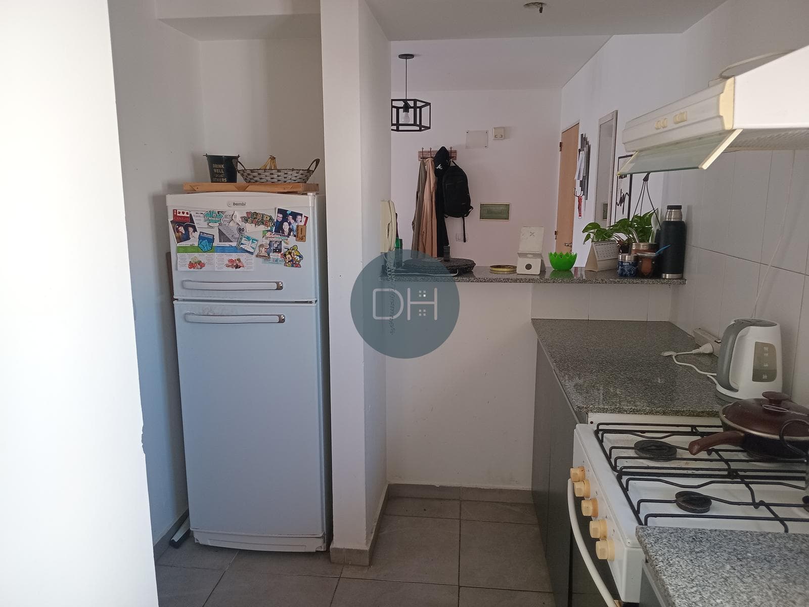 Apartment with covered garage - La Plata