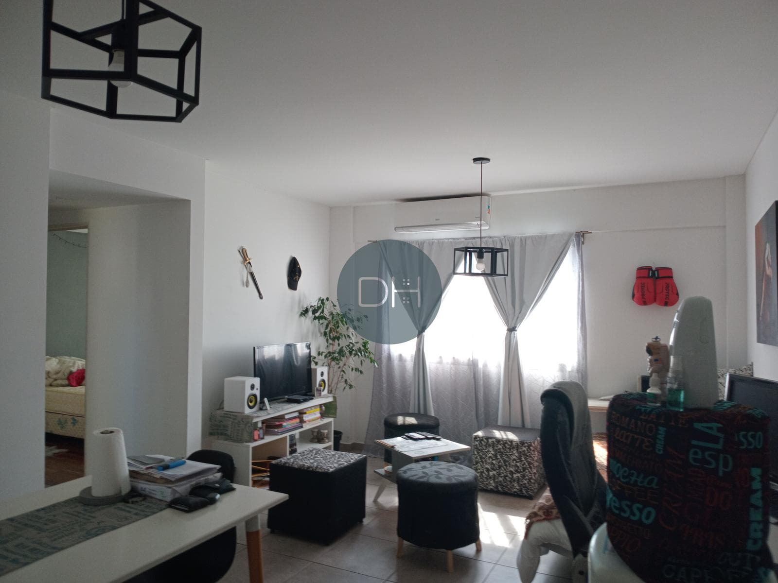 Apartment with covered garage - La Plata