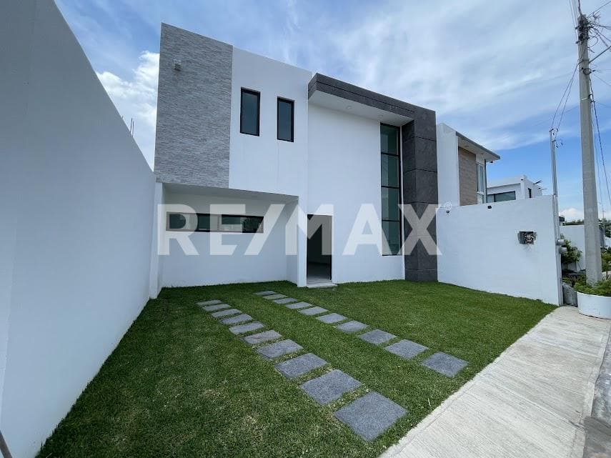 House for Sale in Morelos, Subdivision in Oaxtepec