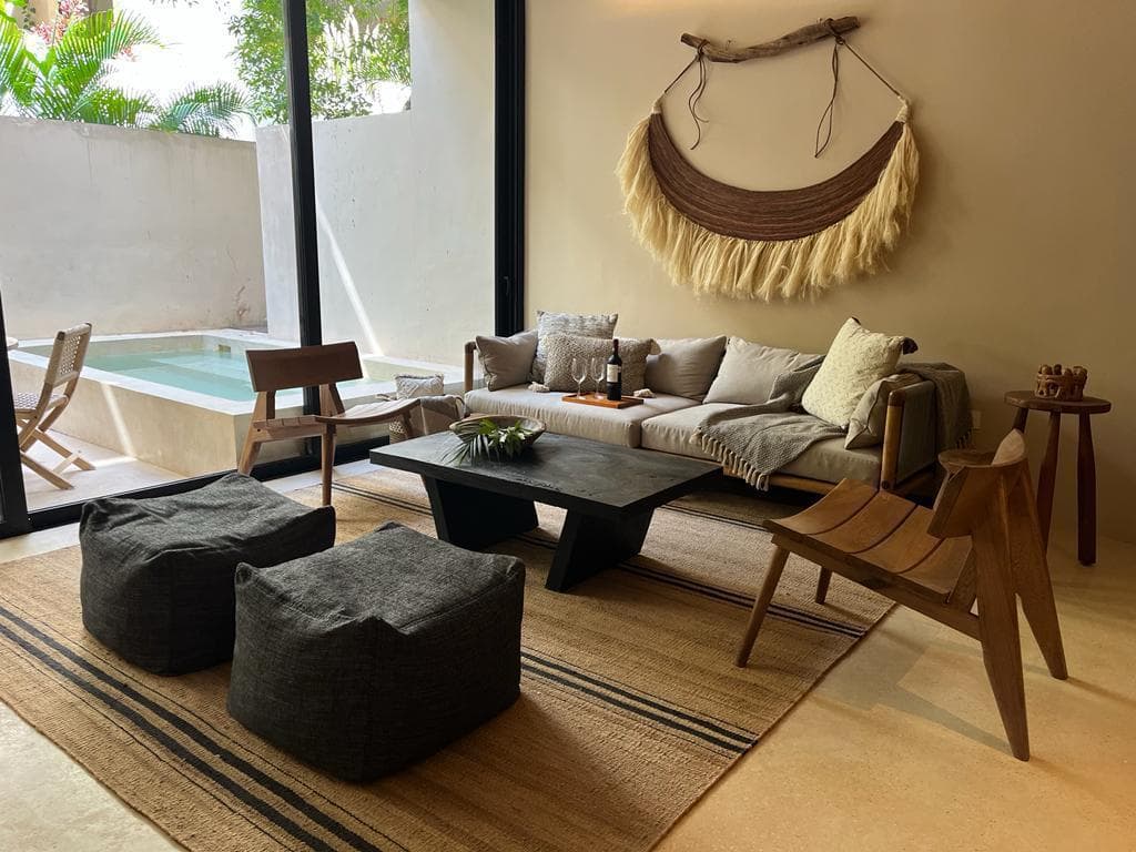 FURNISHED APARTMENT FOR SALE IN TULUM, IDEAL FOR VACATION INVESTMENT AND HIGH CAPITAL APPRECIATION