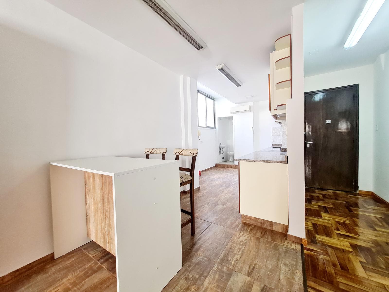 Departamento de 3 Ambientes en Venta - Balcón - Tribunales