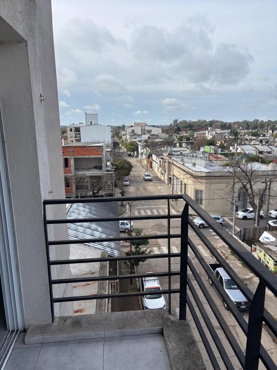424 Urquiza. Tower Building