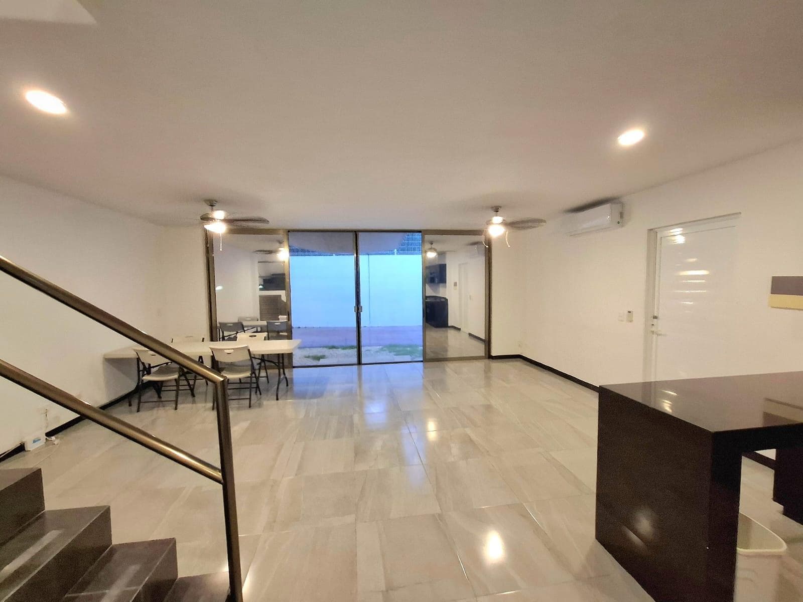 Three-Bedroom House for Rent in the El Cielo Residential Complex