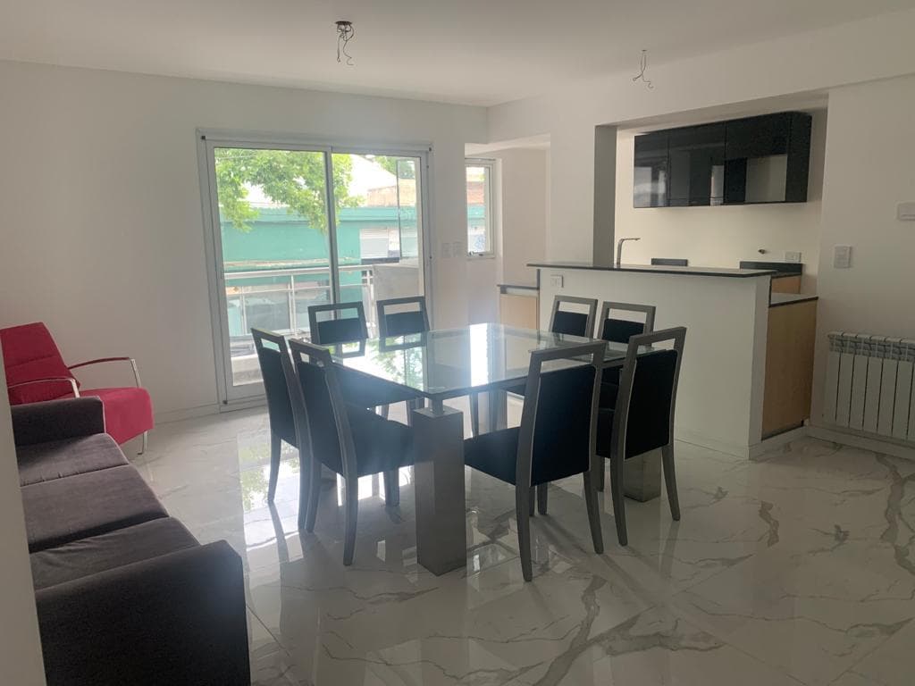 For Sale/Financing: Three-Bedroom Apartment with Amenities in Pichincha
