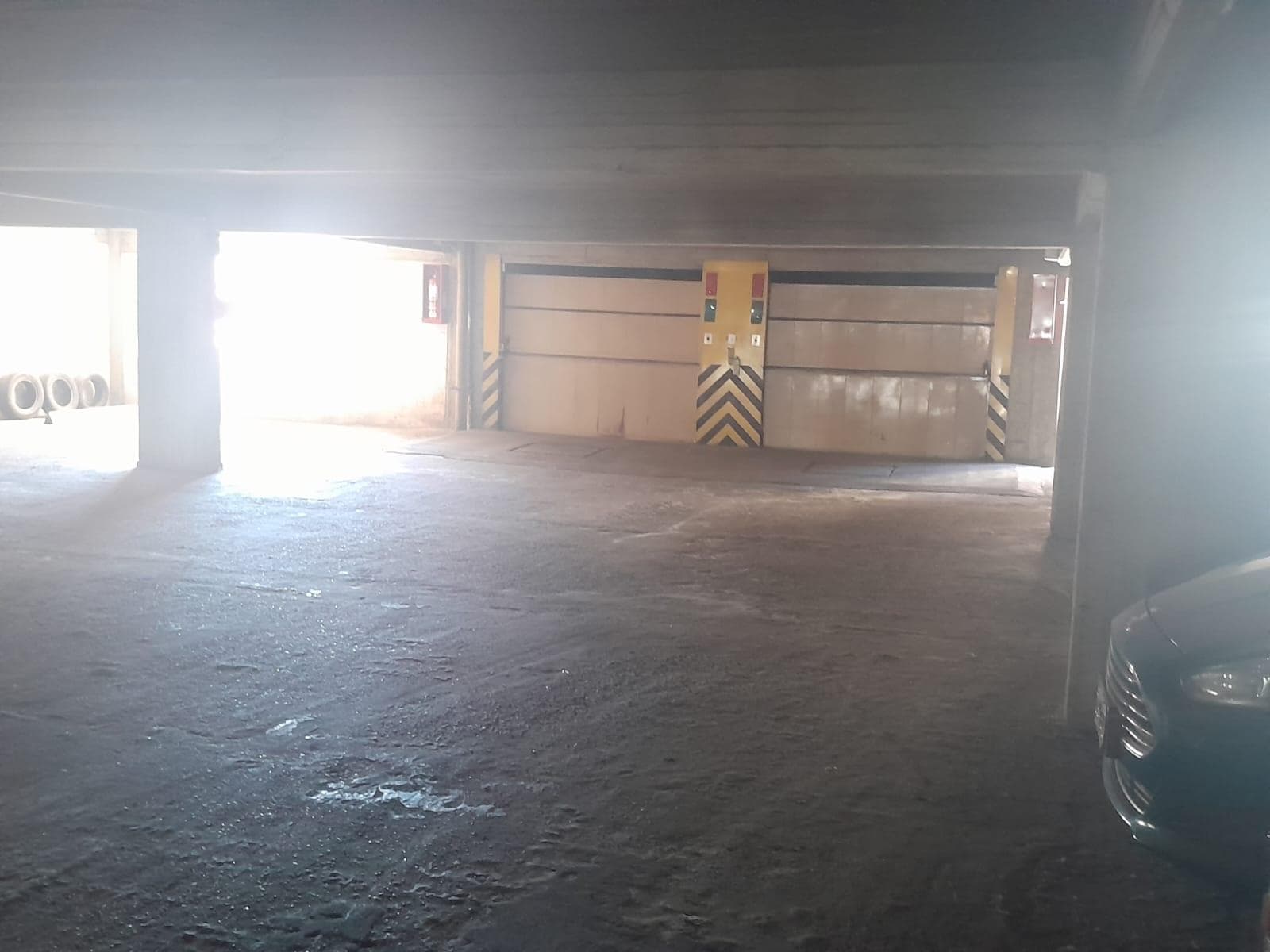 FOR SALE - Parking space in a building with 24-hour security. Downtown, Rosario.