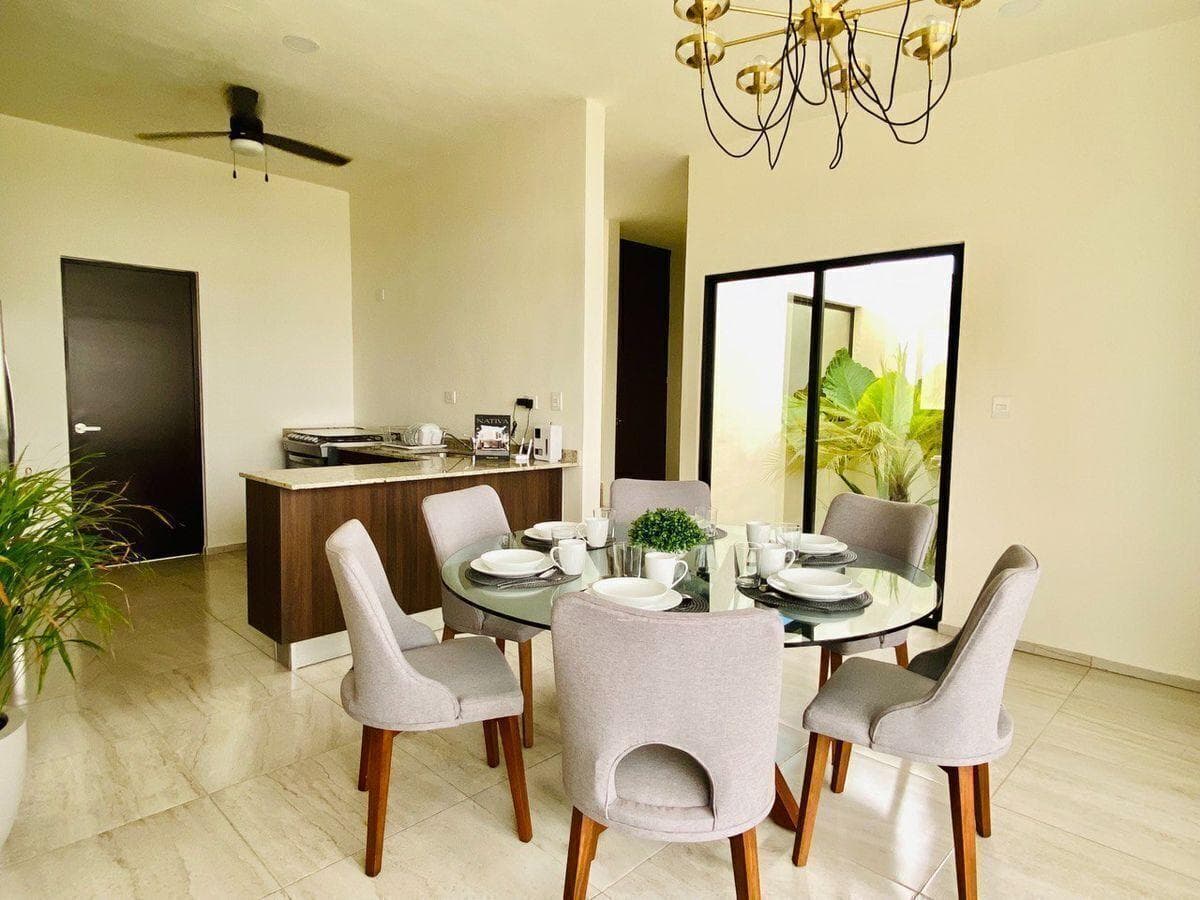 House north of Mérida Conkal, on a gated community with amenities