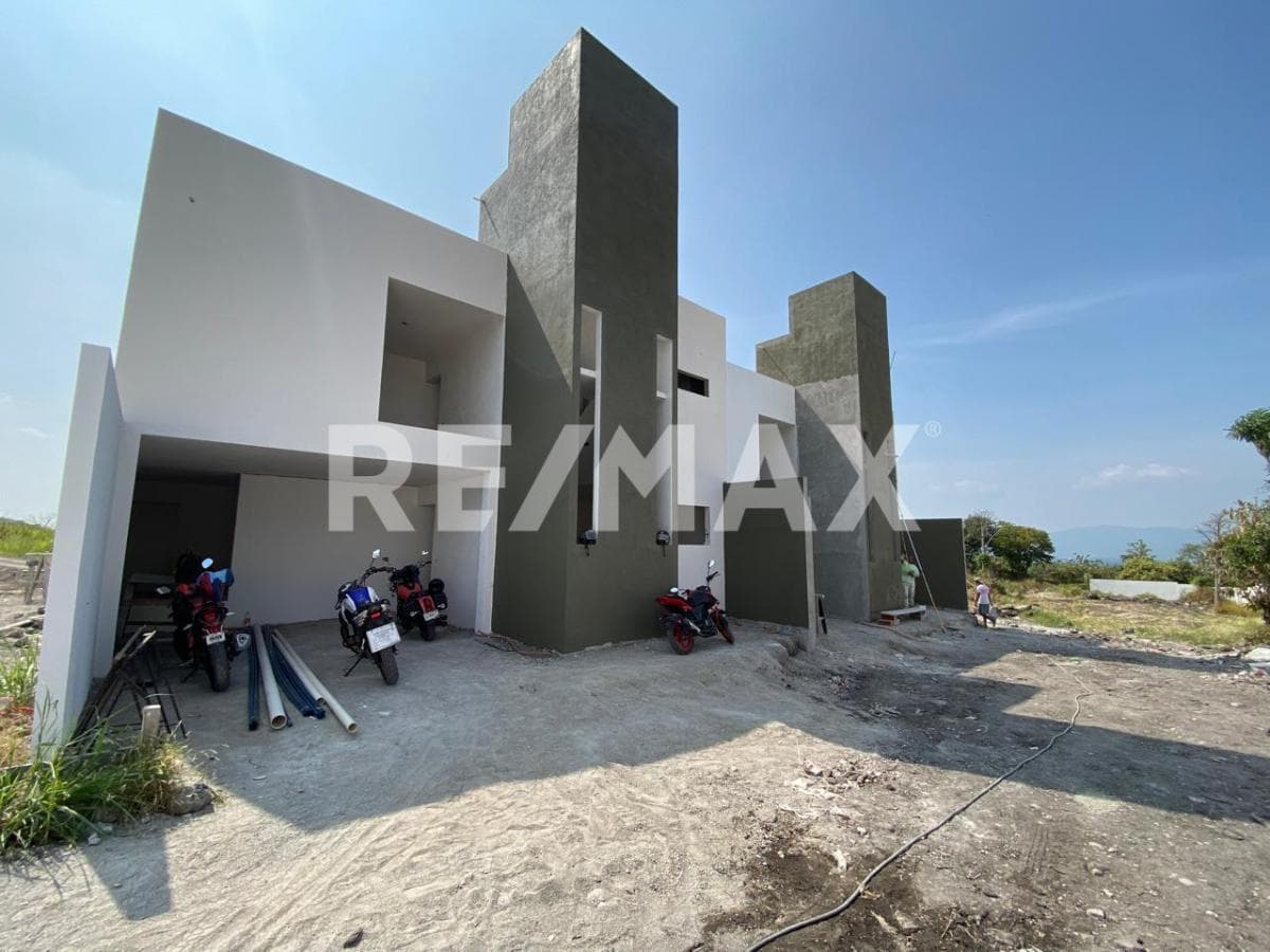 House for Sale in Morelos, Subdivision in Downtown Oaxtepec