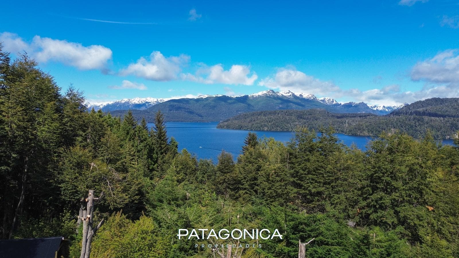 FOR SALE: 4-room furnished apartment, 140 m², with a view of the lake, Villa La Angostura