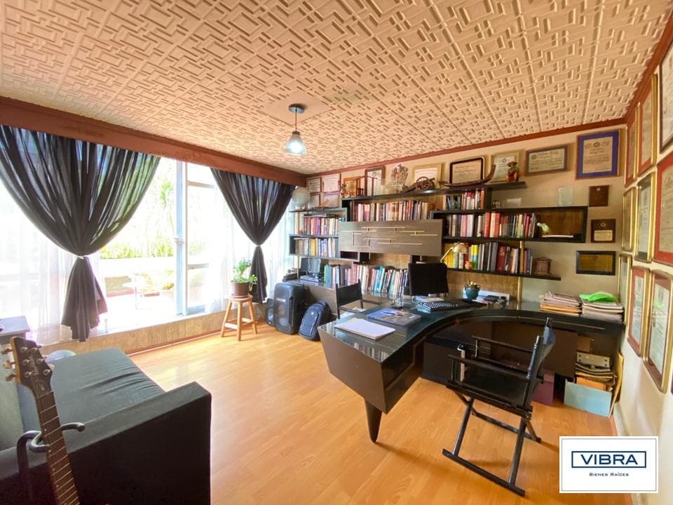 Spacious house in Lomas de San Ángel Inn.