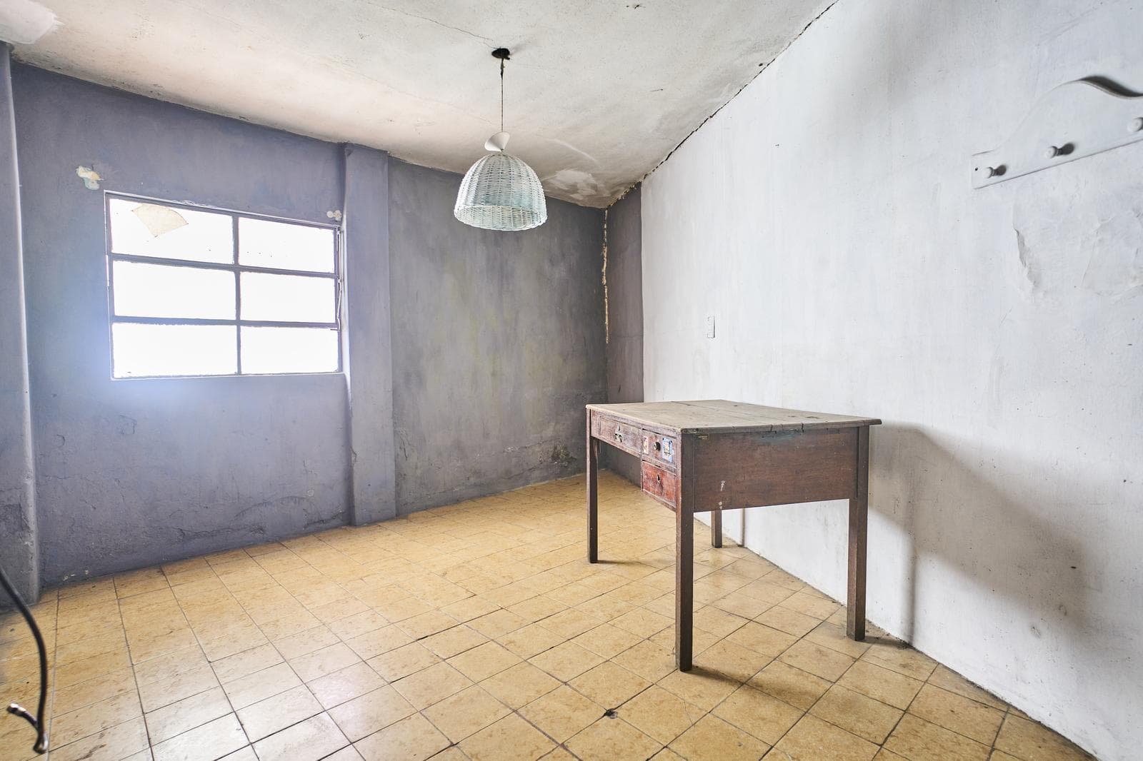3-Room House for Sale with Patio and Terrace in Flores