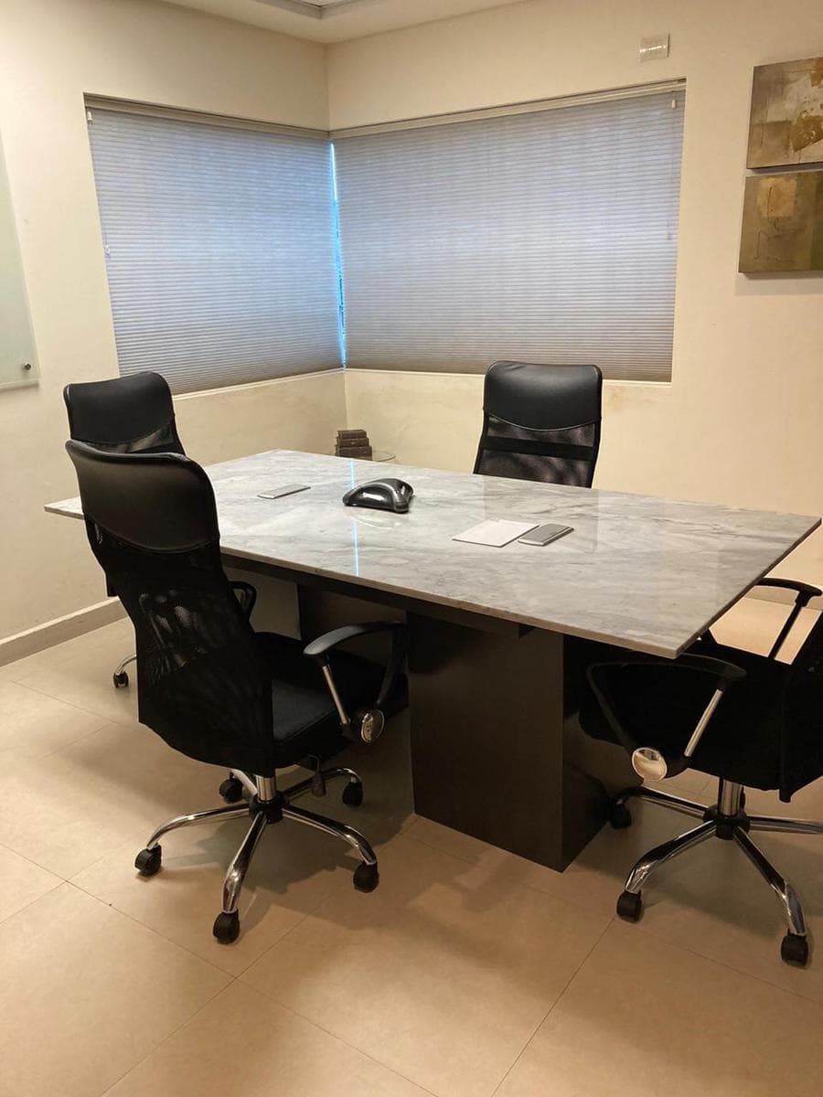 OFFICE FOR RENT IN OBISPADO