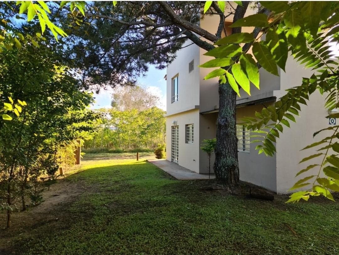 3-BEDROOM HOUSE FOR SALE - PARK AND BARBECUE AREA - COSTA DEL ESTE - READY TO MOVE IN - ATLANTIC COAST
