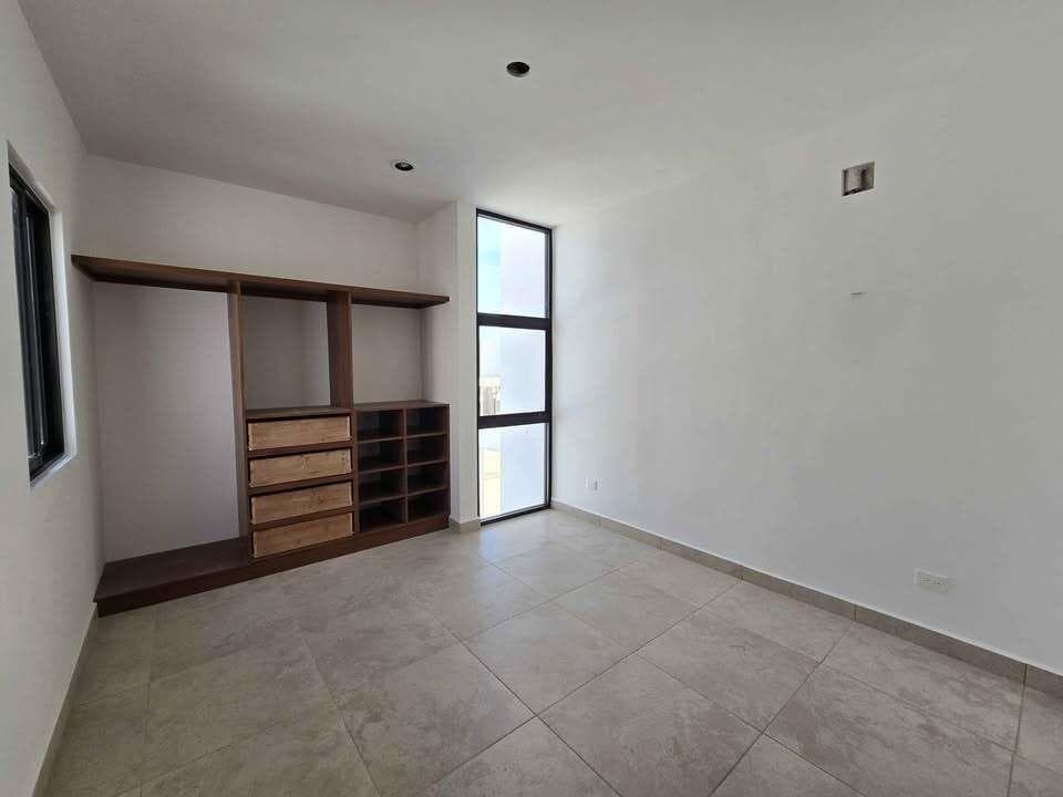House in a gated community with amenities north of Mérida, Cholul