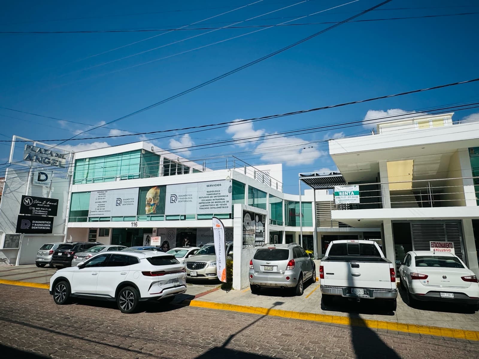 Ground-Floor Commercial Space for Rent in Norte I Bosques del Prado