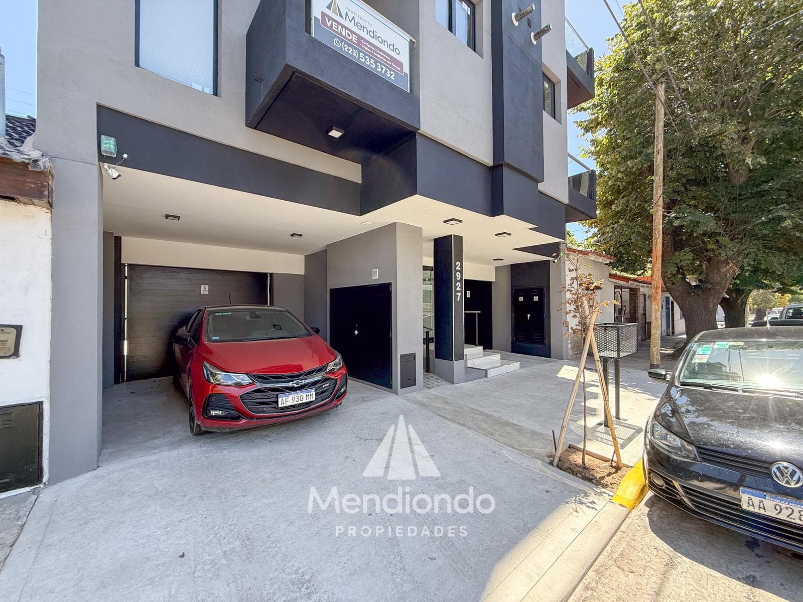 4-bedroom duplex DOUBLE GARAGE - Two balconies and a private terrace with a grill - Aldrey / Chauvín area