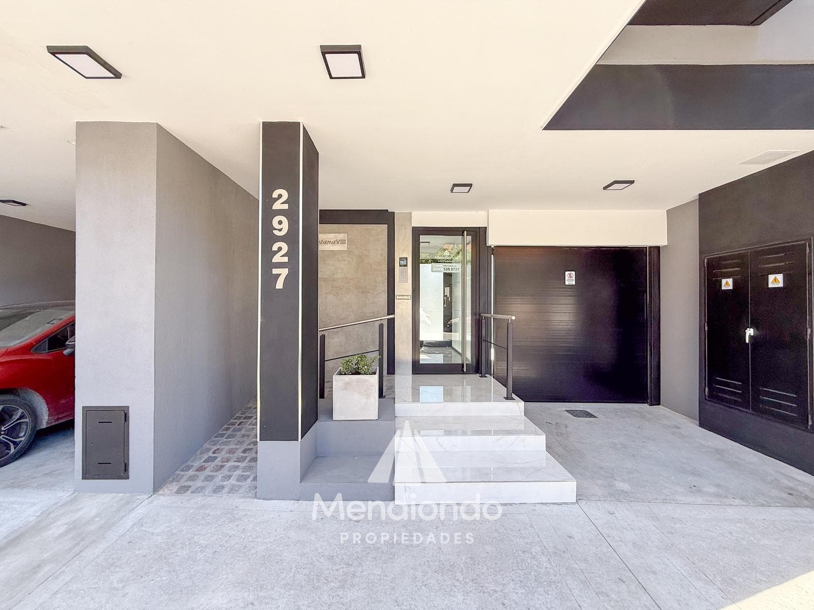 4-bedroom duplex DOUBLE GARAGE - Two balconies and a private terrace with a grill - Aldrey / Chauvín area