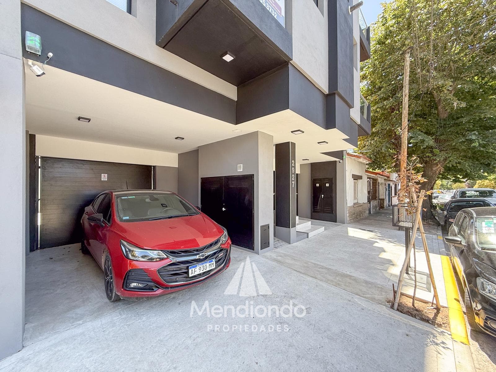 4-bedroom duplex DOUBLE GARAGE - Two balconies and a private terrace with a grill - Aldrey / Chauvín area