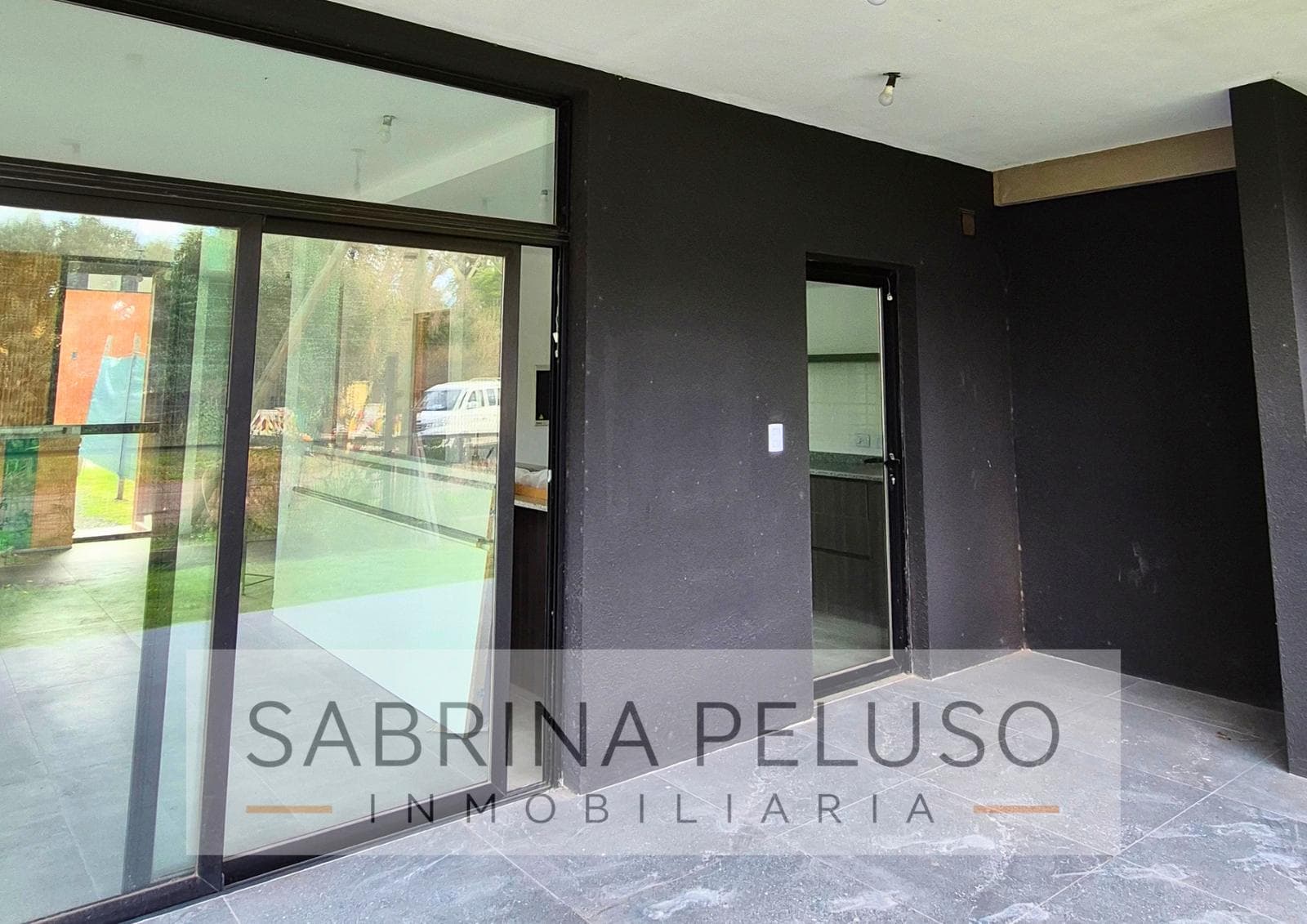 MINIMALIST 4-BEDROOM HOUSE FOR SALE IN A GATED COMMUNITY IN MORENO