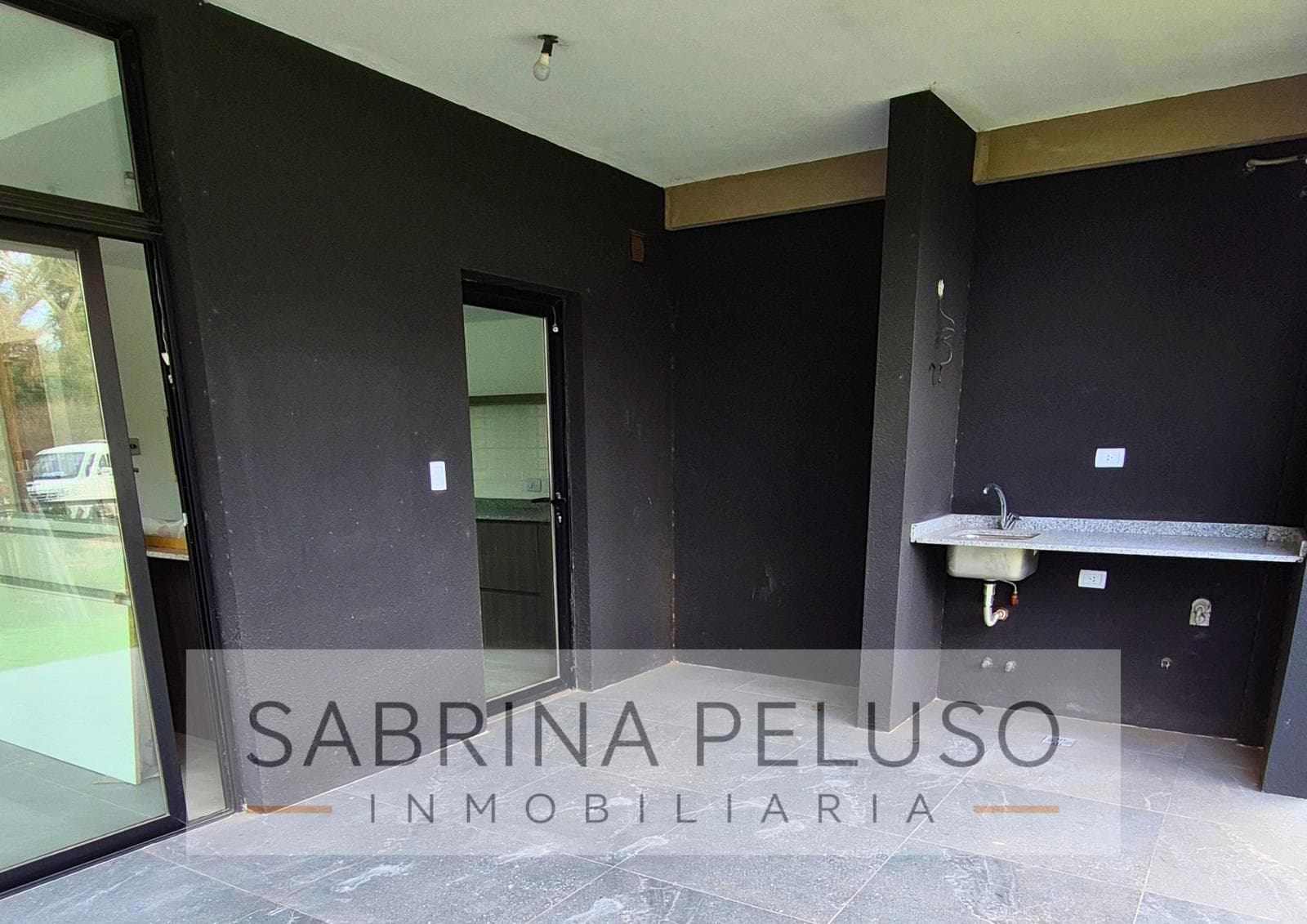 MINIMALIST 4-BEDROOM HOUSE FOR SALE IN A GATED COMMUNITY IN MORENO