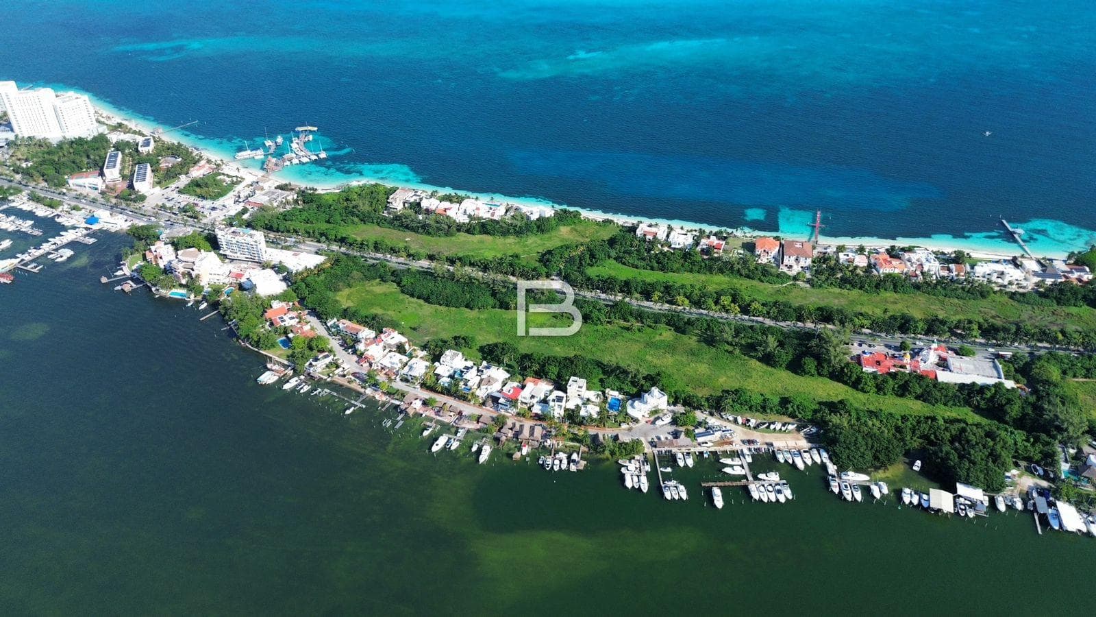 Villa for Sale in Cancún's Hotel Zone