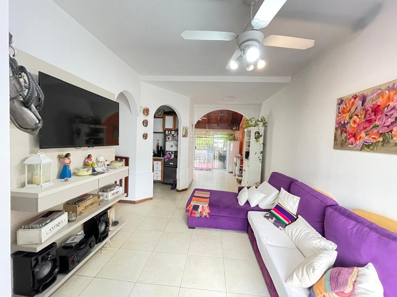 Two- or three-bedroom duplex in a gated community, with an office, in San Fernando; 2 parking spaces, patio, and terrace
