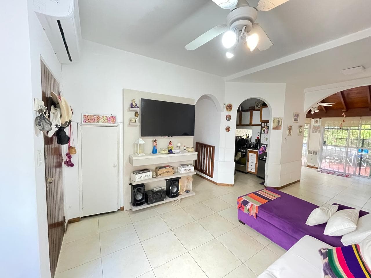 Two- or three-bedroom duplex in a gated community, with an office, in San Fernando; 2 parking spaces, patio, and terrace