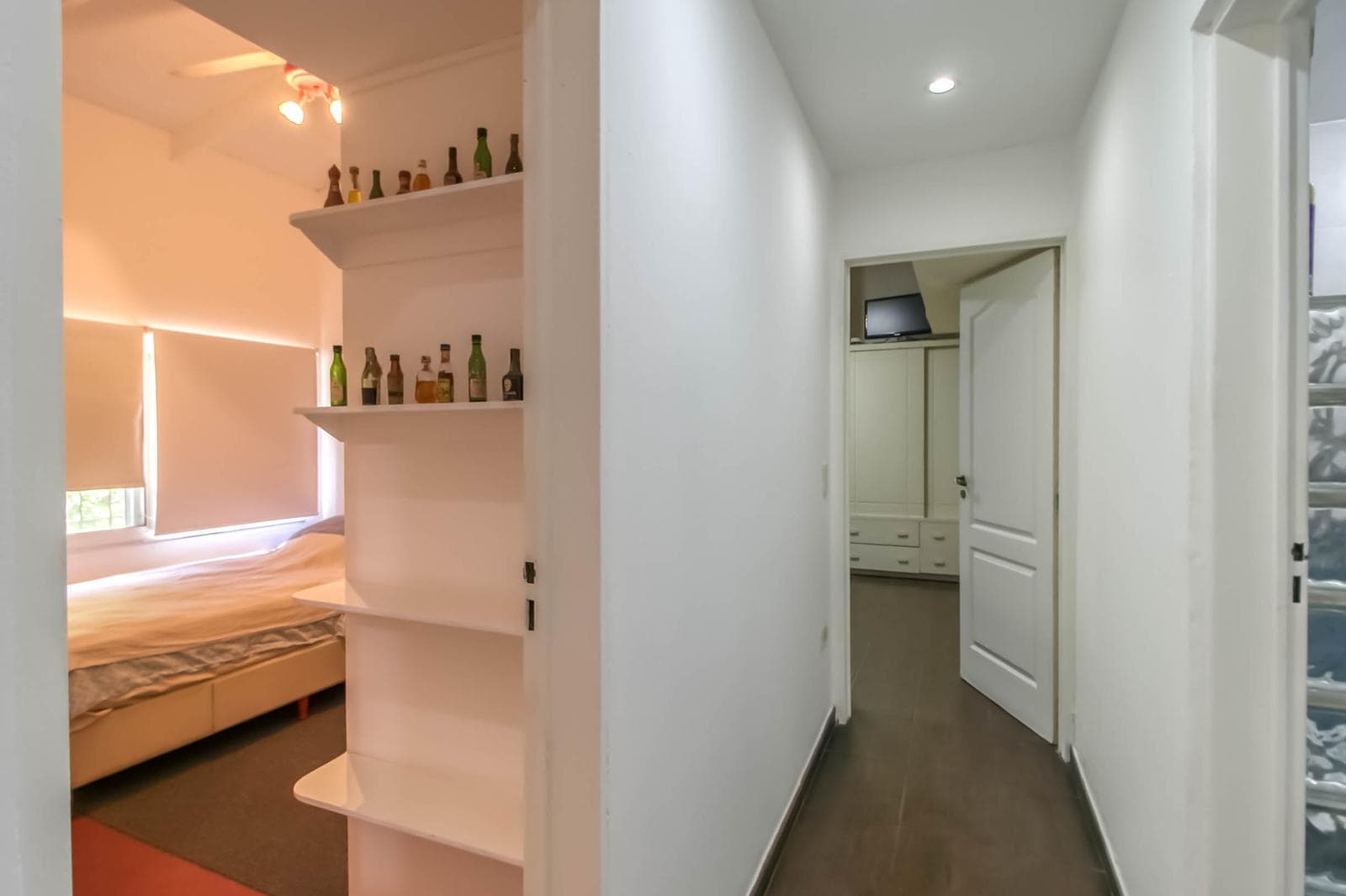 House for sale in Villa Elisa: 425 and 135. It has 3 bedrooms and a large yard.