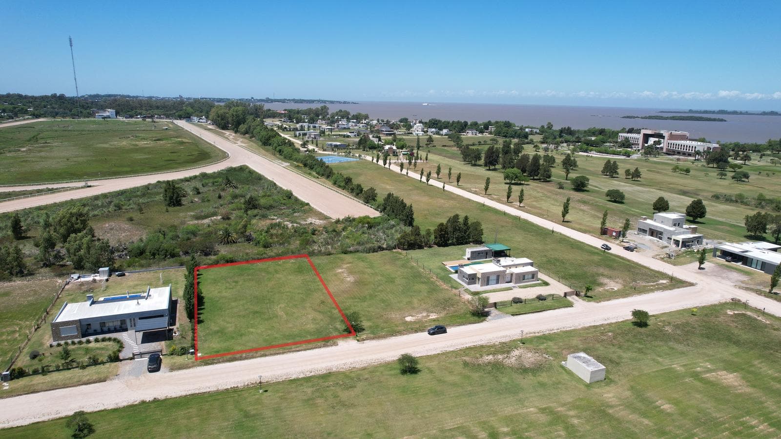 1,500-square-meter lot in Sheraton (Golf Sector), Lot 83