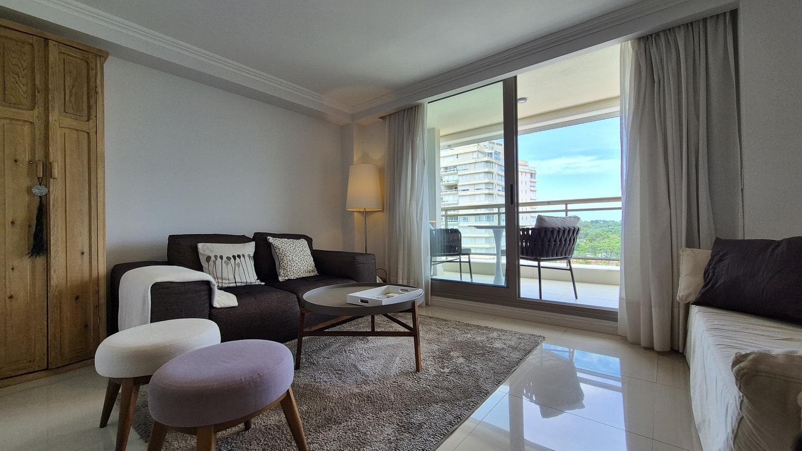 Vacation Rental: 1-Bedroom Apartment at Place Lafayette, Punta del Este