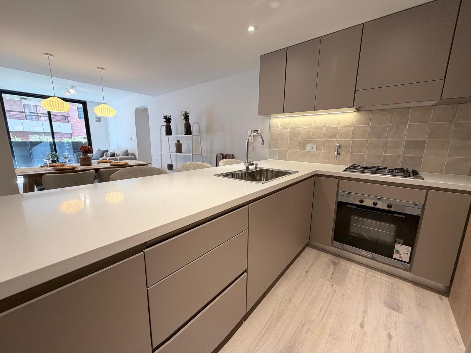 FOR SALE/EXCHANGE - 2-Bedroom Apartment with Amenities and Front-Facing Balcony - Downtown, Rosario