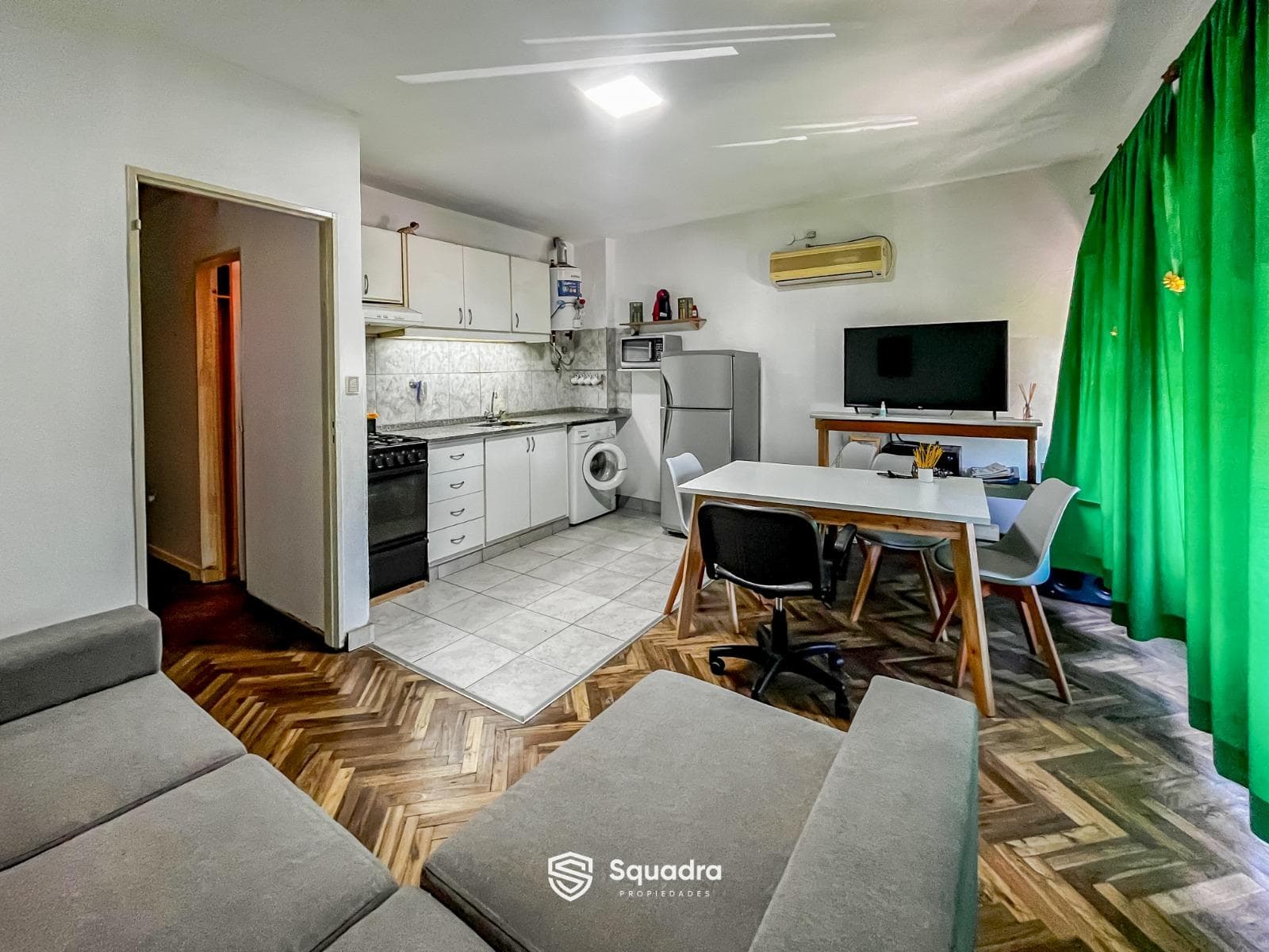 FOR SALE | TRADE - Two-story house with 3 bedrooms, a yard, and a pool. Belgrano, Rosario.