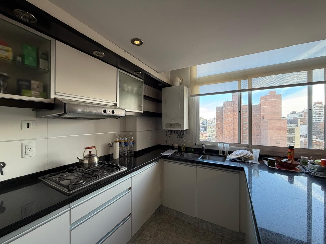 FOR SALE: 2-Bedroom Apartment on Oroño Boulevard in the 500s