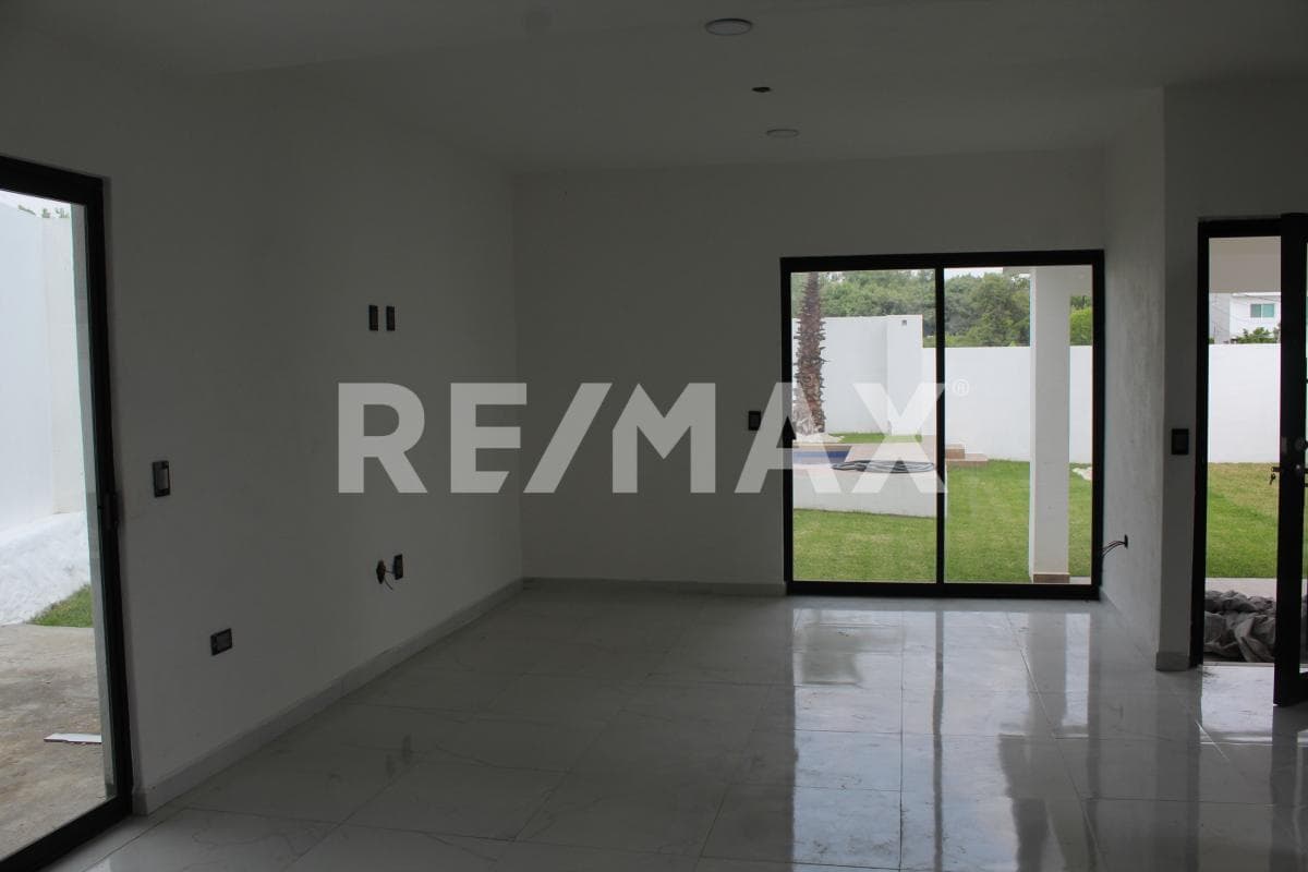 House for Sale in Morelos, Altos de Oaxtepec Subdivision