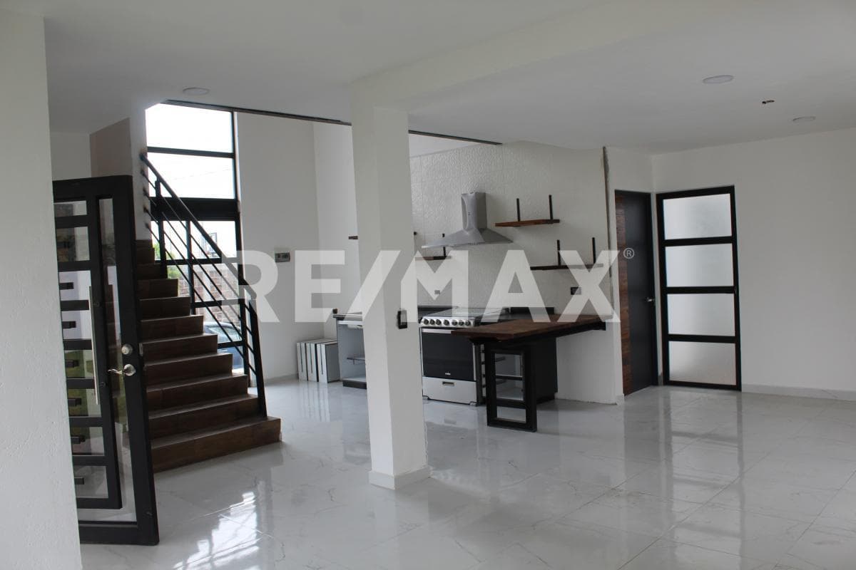 House for Sale in Morelos, Altos de Oaxtepec Subdivision