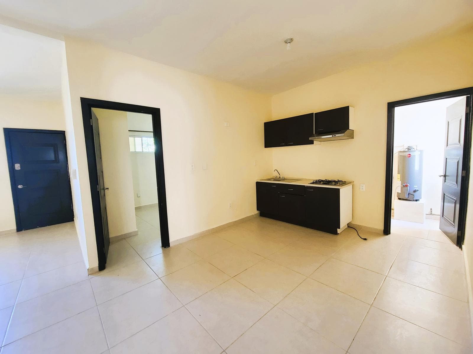 Unfurnished Apartment for Rent in Selvanova Coto 7, Playa del Carmen P4292