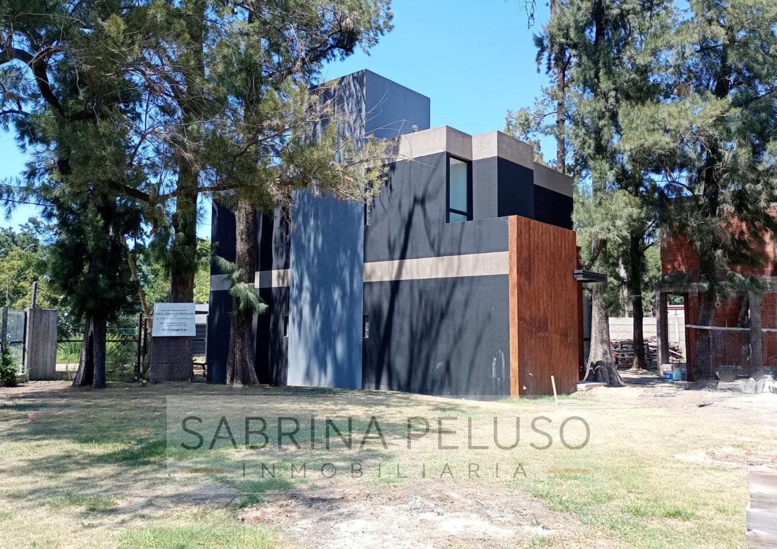 MINIMALIST HOME FOR SALE - MORENO - ALTOS DE MONTE COMPLEX