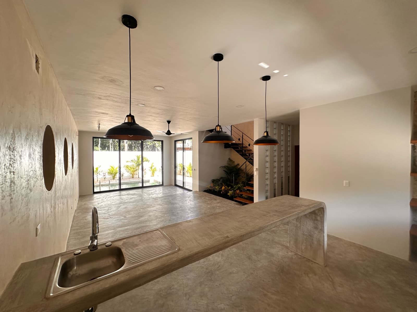 HOUSE FOR SALE in the Riviera Tulum Subdivision