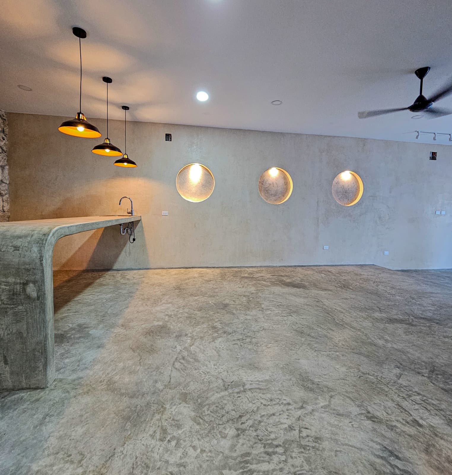 HOUSE FOR SALE in the Riviera Tulum Subdivision