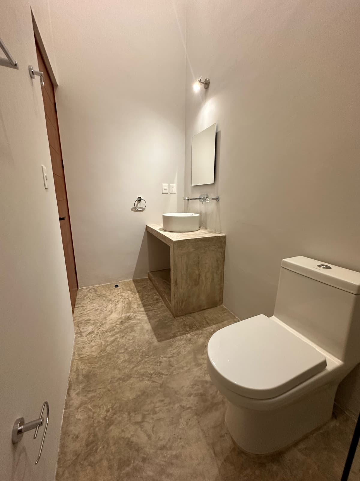 HOUSE FOR SALE in the Riviera Tulum Subdivision