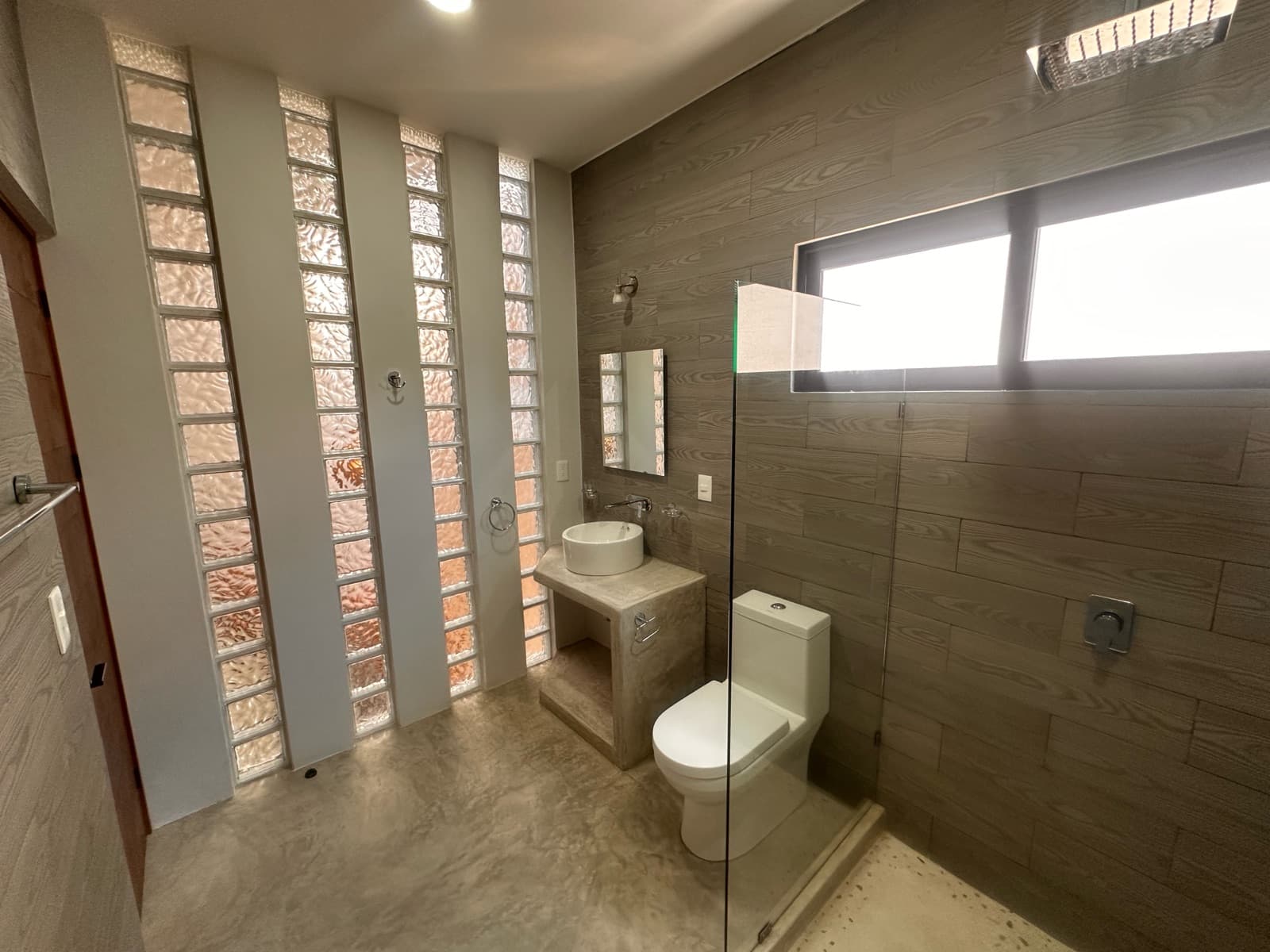 HOUSE FOR SALE in the Riviera Tulum Subdivision