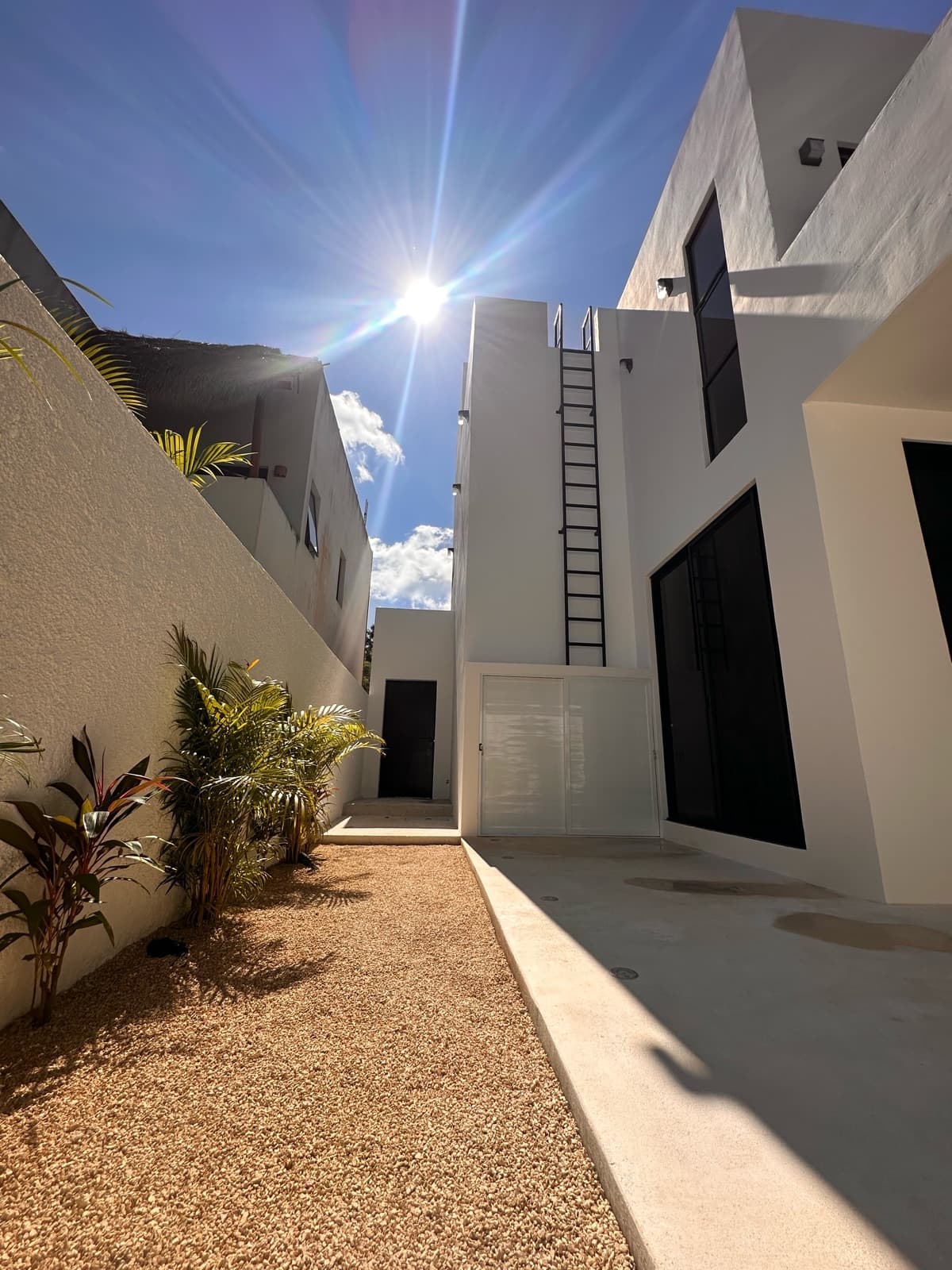 HOUSE FOR SALE in the Riviera Tulum Subdivision