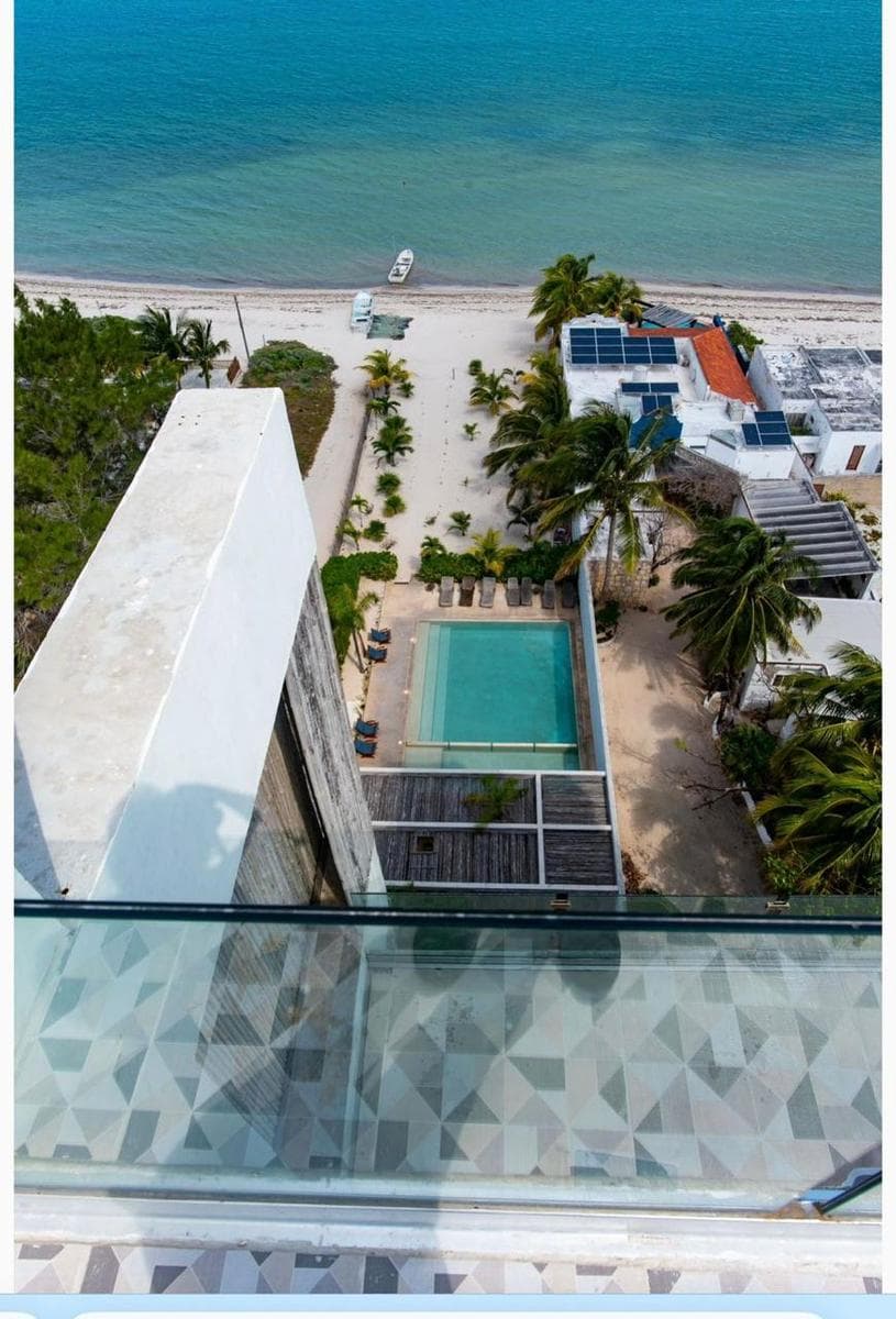 Apartment for sale on the BEACHFRONT in Chicxulub Puerto, Progreso, Yucatán