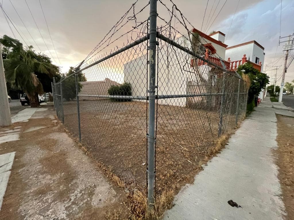 Land for Rent in Villa Satélite