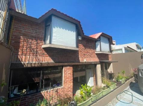 HOUSE FOR SALE ON PASEO DE LA REFORMA