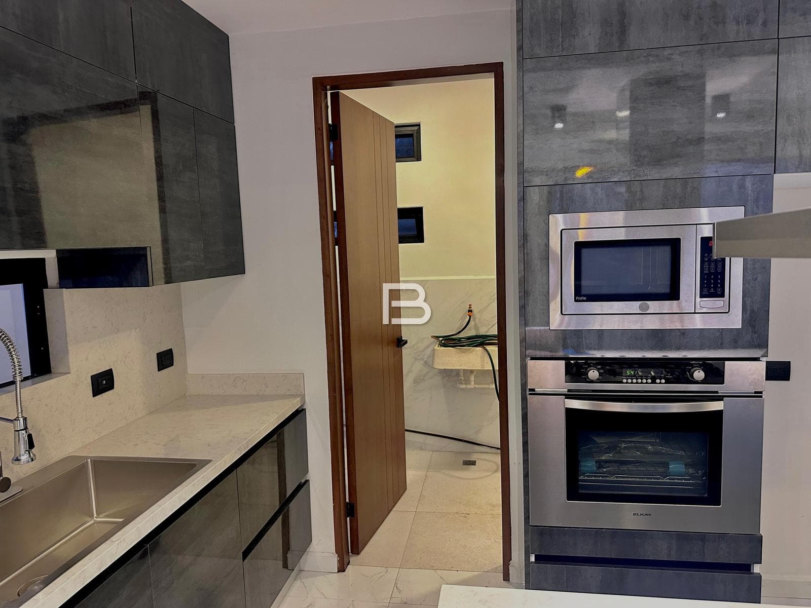 House for Sale in Cancun, Aqua Residential Community