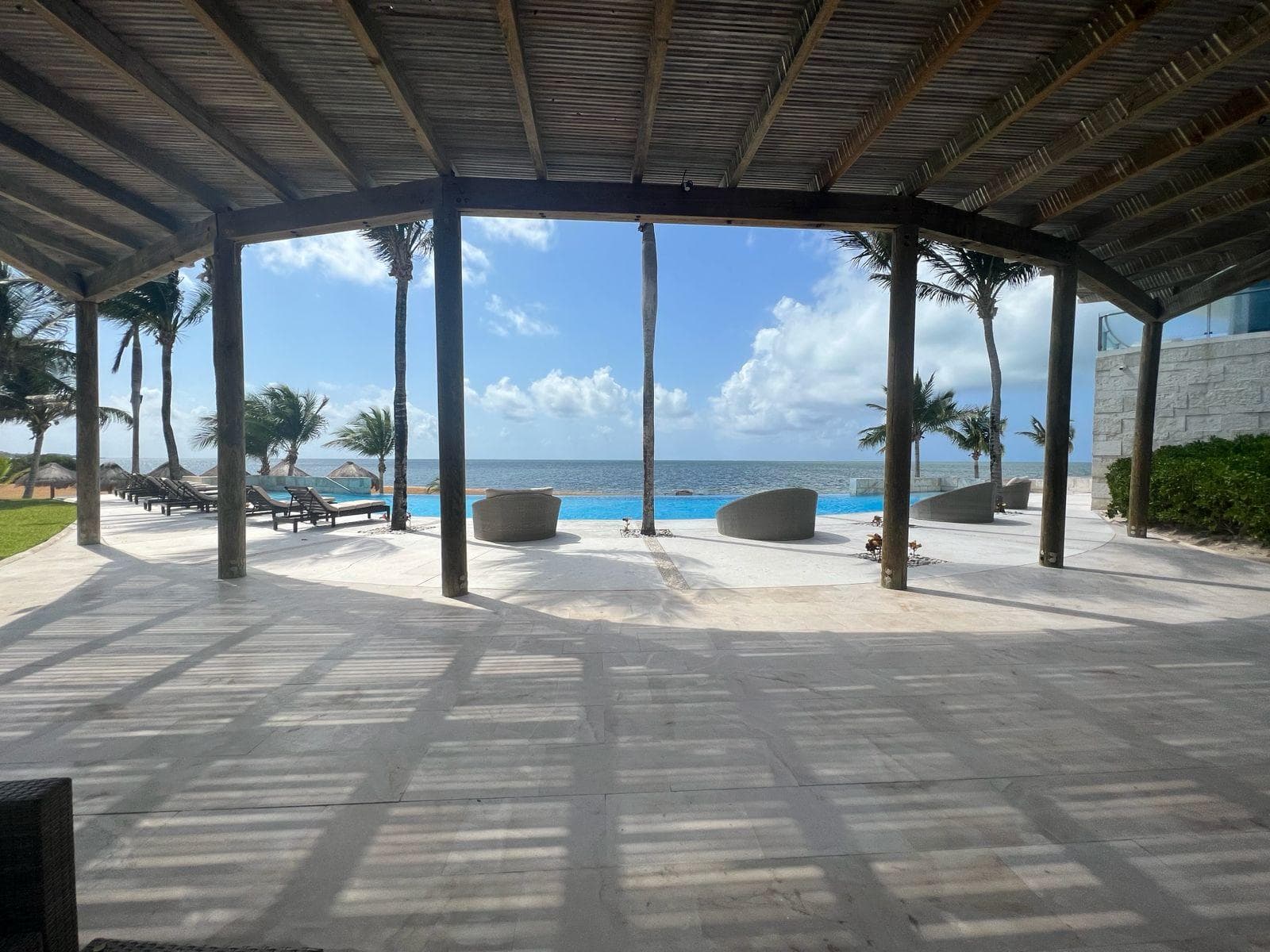 Apartment in TORRE PENINSULA, CANCUN HOTEL DISTRICT